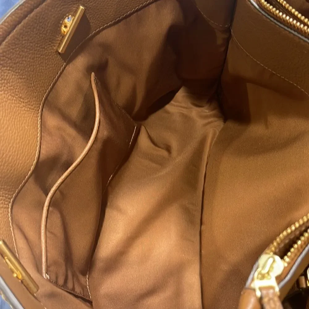 TORY BURCH CARSON 👜 WITH DUST BAG
